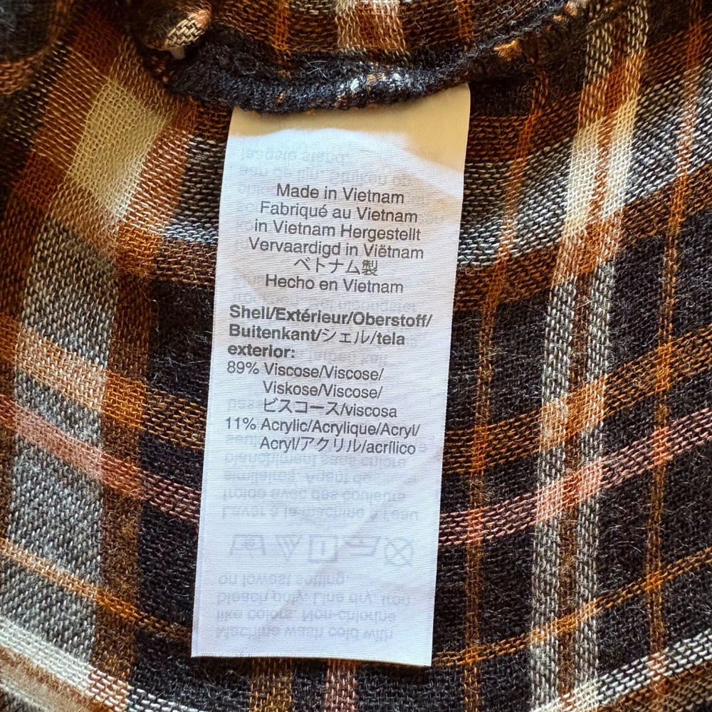 Madewell flannel wrap top XS- Cute and flattering! - Picture 7 of 13